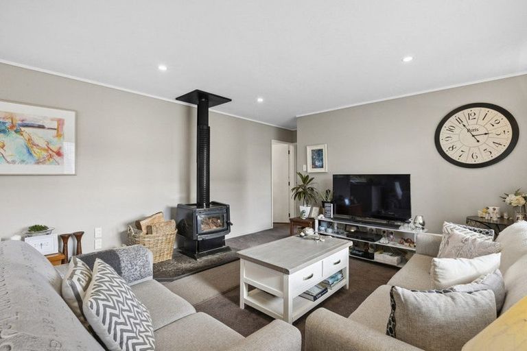 Photo of property in 23 Greenacres Street, Macandrew Bay, Dunedin, 9014