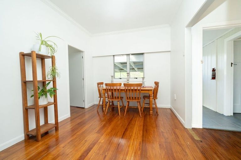 Photo of property in 60 Valley Road, Hikurangi, 0114