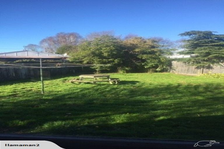 Photo of property in 11 Trist Place, Edgeware, Christchurch, 8013