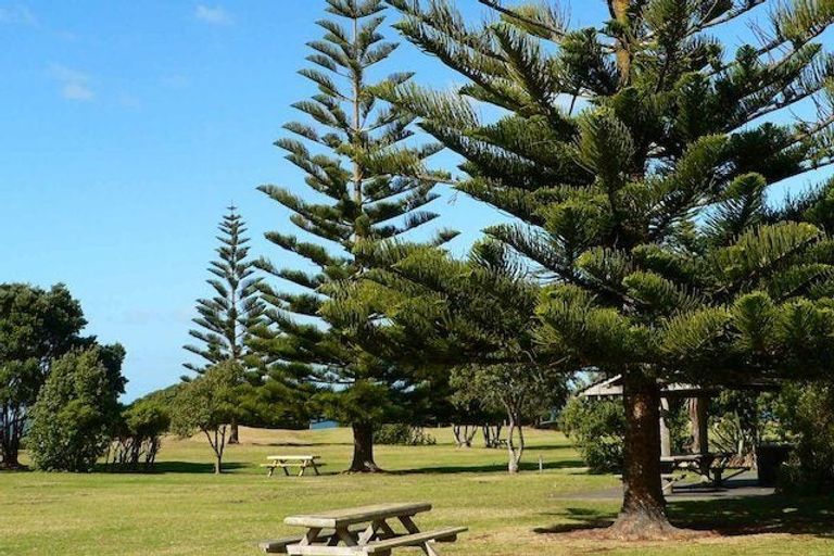Photo of property in 169 Te Oneroa Way, Long Bay, Auckland, 0630