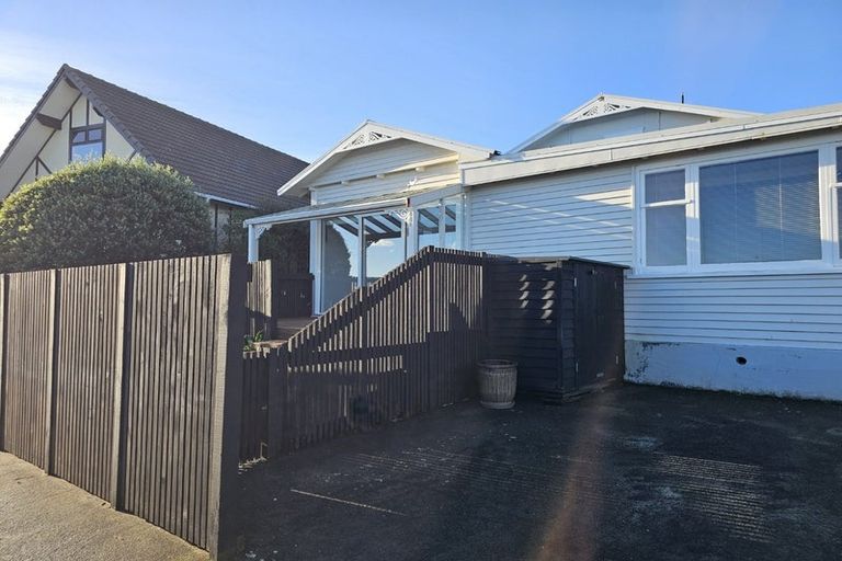 Photo of property in 44a/b Moana Road, Plimmerton, Porirua, 5026