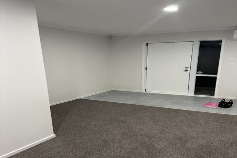 Photo of property in 20 Mason Street, New Lynn, Auckland, 0600