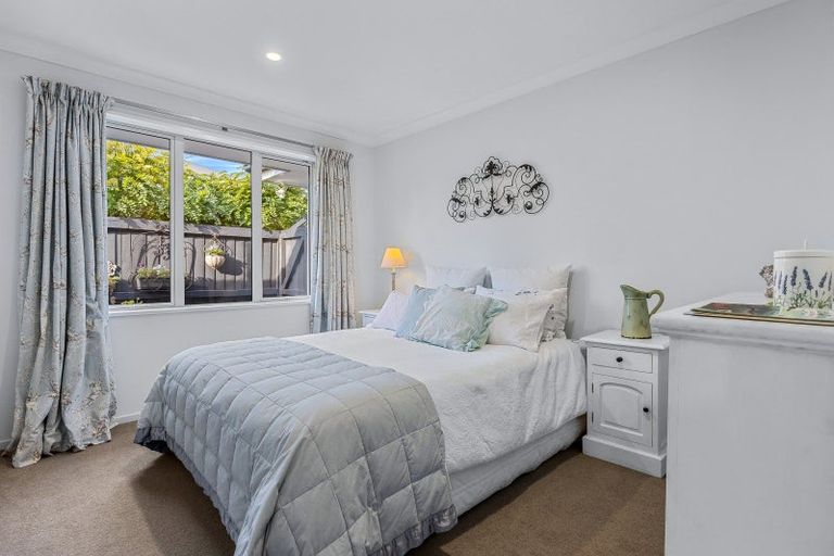 Photo of property in 1 Franklin Drive, Rangiora, 7400