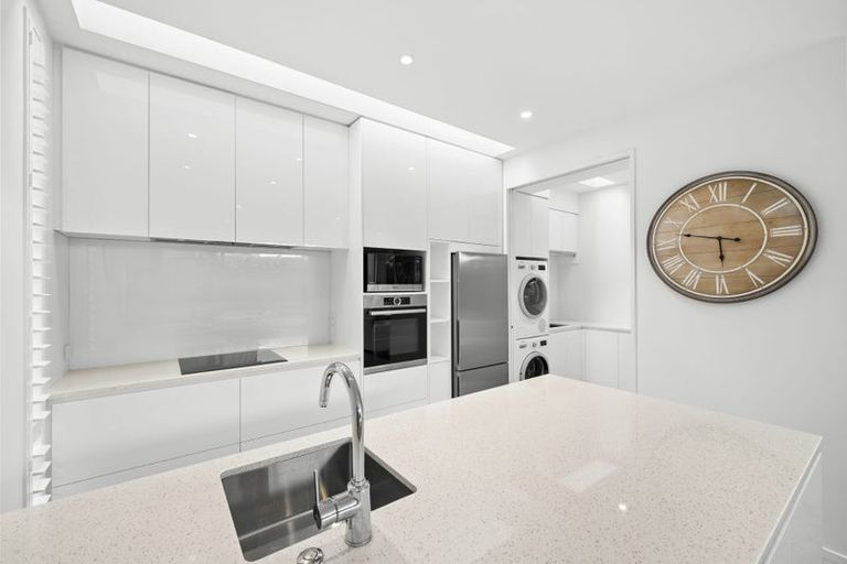 Photo of property in 45 Clissold Street, Merivale, Christchurch, 8014