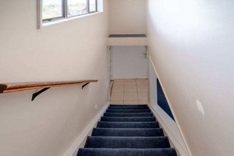 Photo of property in 247 Flaxmere Avenue, Flaxmere, Hastings, 4120