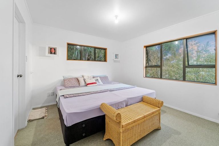 Photo of property in 1/96 Edmonton Road, Henderson, Auckland, 0612