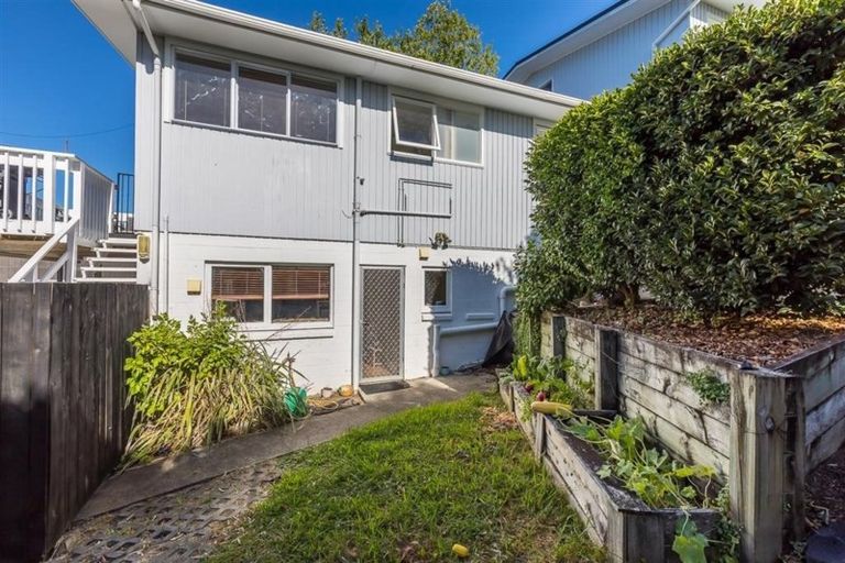 Photo of property in 79 Glamorgan Drive, Torbay, Auckland, 0630