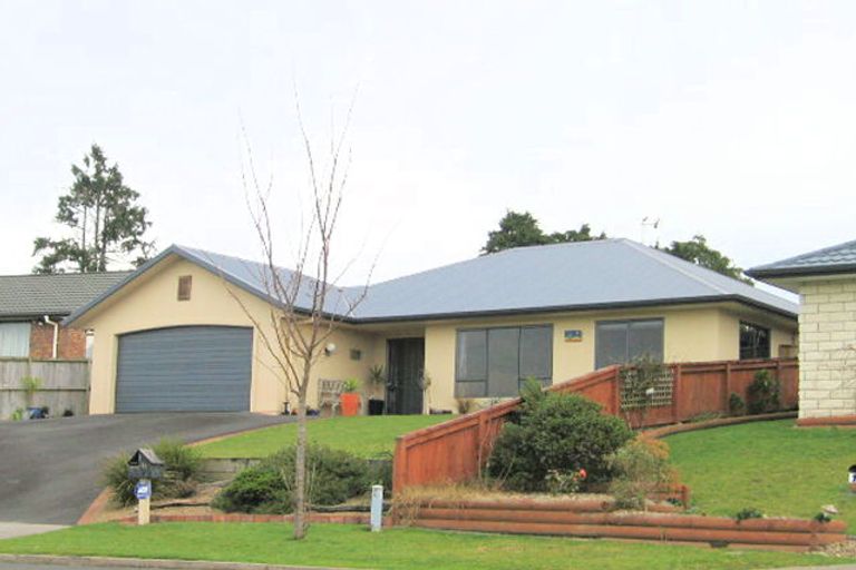 Photo of property in 19 Highbury Place, Nawton, Hamilton, 3200