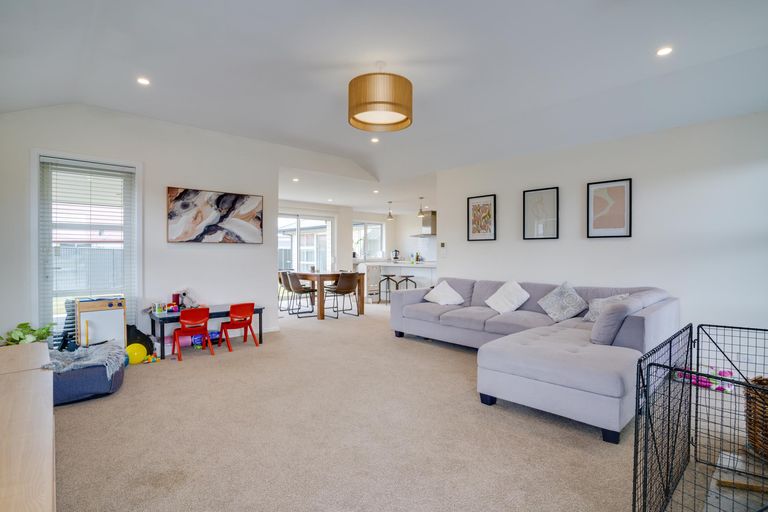 Photo of property in 1 Penstock Place, Twizel, 7901