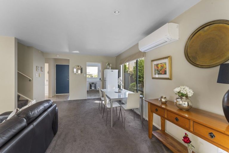 Photo of property in 77 Canon Street, St Albans, Christchurch, 8014