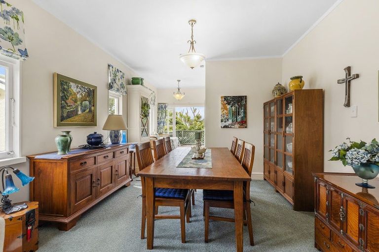 Photo of property in 37 Beauchamp Street, Karori, Wellington, 6012