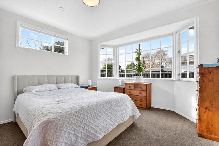 Photo of property in 260 Sandwich Road, St Andrews, Hamilton, 3200
