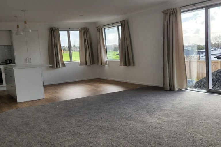 Photo of property in 24 Urumaraki Avenue, Helensville, 0800