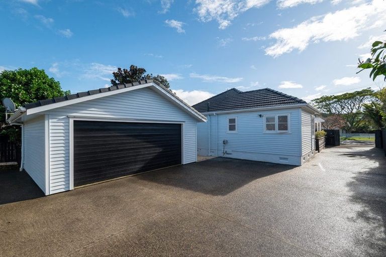 Photo of property in 7 Nelson Avenue, Northcote Point, Auckland, 0627