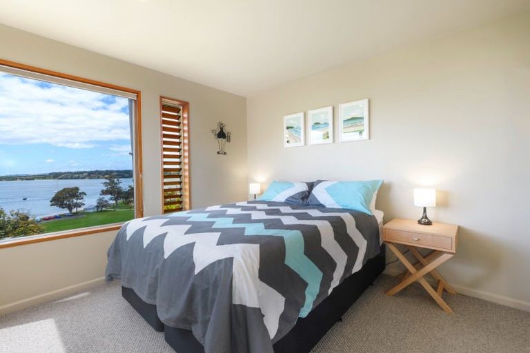 Photo of property in 81 Harbour View Road, Omokoroa, 3114
