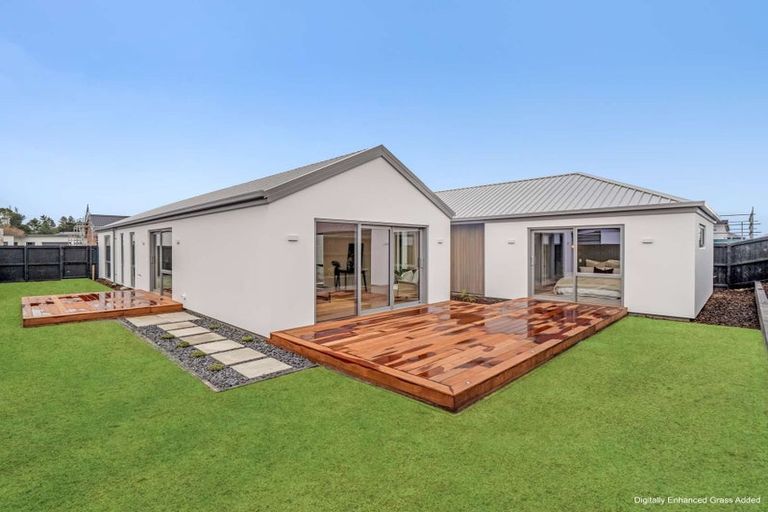 Photo of property in 11 Twin Meadows Drive, Casebrook, Christchurch, 8051