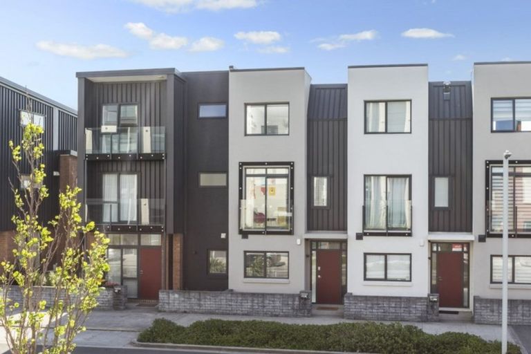 Photo of property in 190 Hobsonville Point Road, Hobsonville, Auckland, 0616