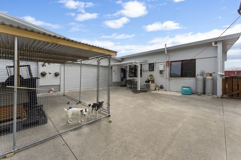 Photo of property in 373 Broadway, Stratford, 4332