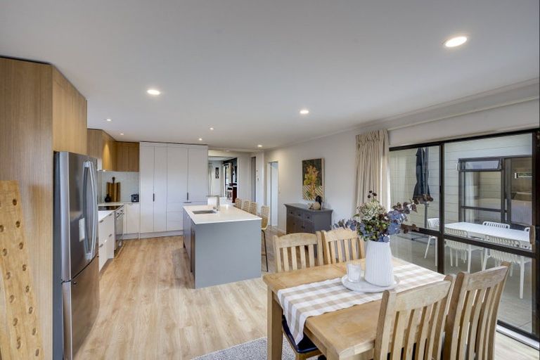 Photo of property in 8 Mission Road, Greenmeadows, Napier, 4112