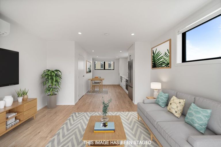 Photo of property in 3/39 Pakuranga Road, Pakuranga, Auckland, 2010