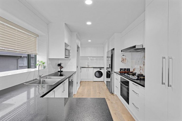 Photo of property in 52 Glenview Terrace, Glenview, Hamilton, 3206