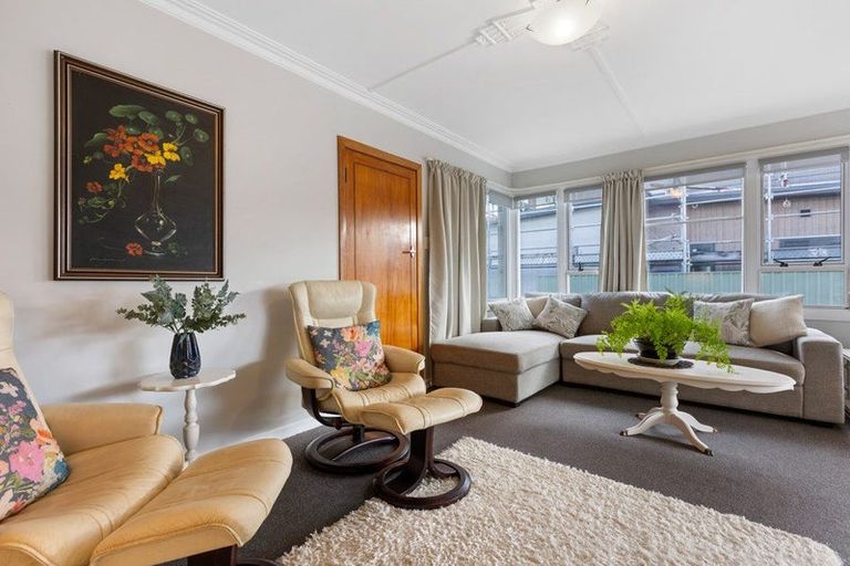 Photo of property in 5 Rainsford Street, Moturoa, New Plymouth, 4310