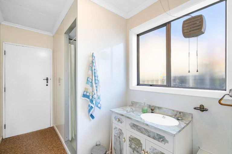 Photo of property in 121 Park Street, Winton, 9720