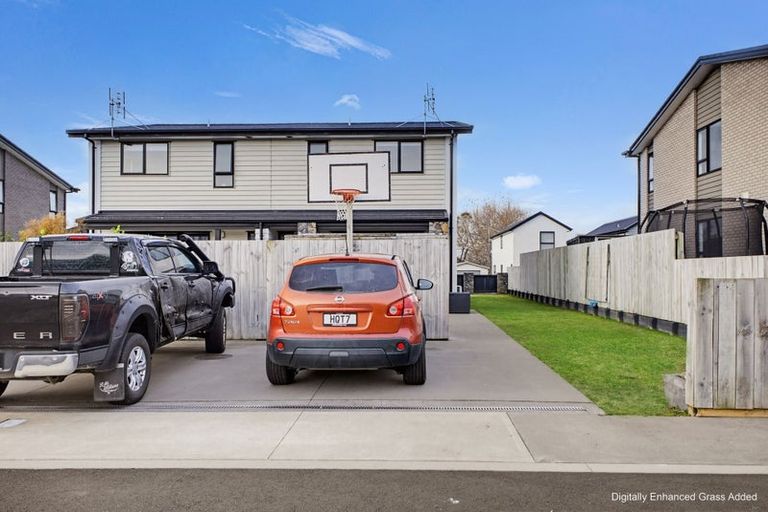 Photo of property in 15 Discovery Place, Marfell, New Plymouth, 4310