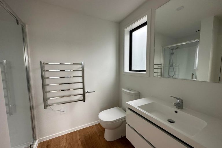 Photo of property in 3/27 Main Road, Wainuiomata, Lower Hutt, 5014