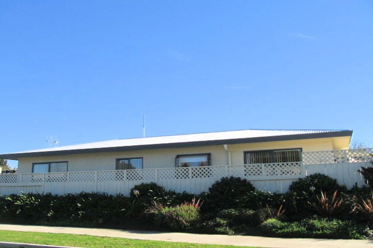 Photo of property in 305 Park Road South, Akina, Hastings, 4122