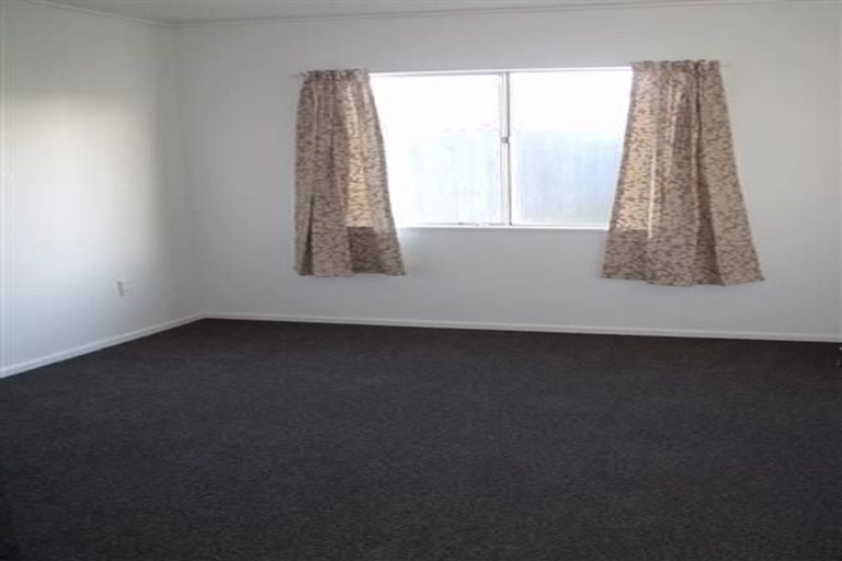 Photo of property in 2/404 Ikanui Road, Frimley, Hastings, 4120