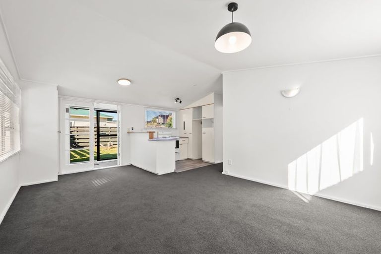 Photo of property in 3 Tasman Road, Otaki Beach, Otaki, 5512