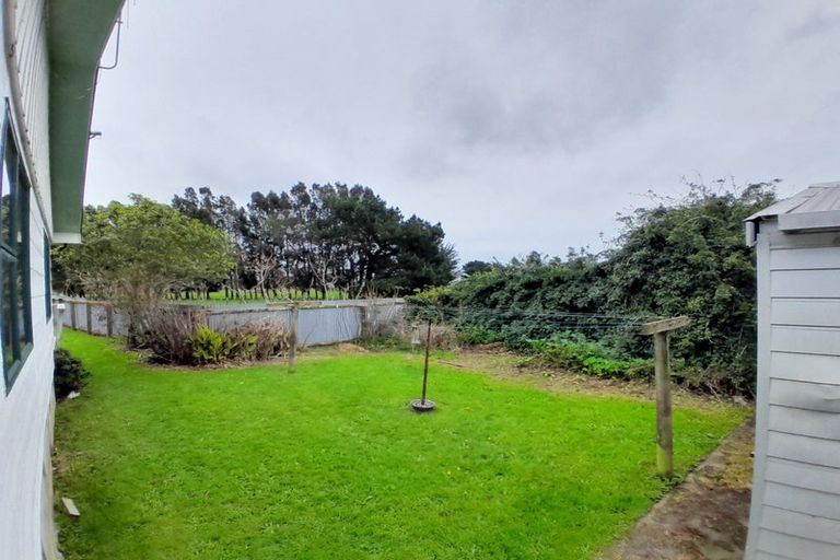 Photo of property in 312 Arapaepae Road South, Levin, 5571