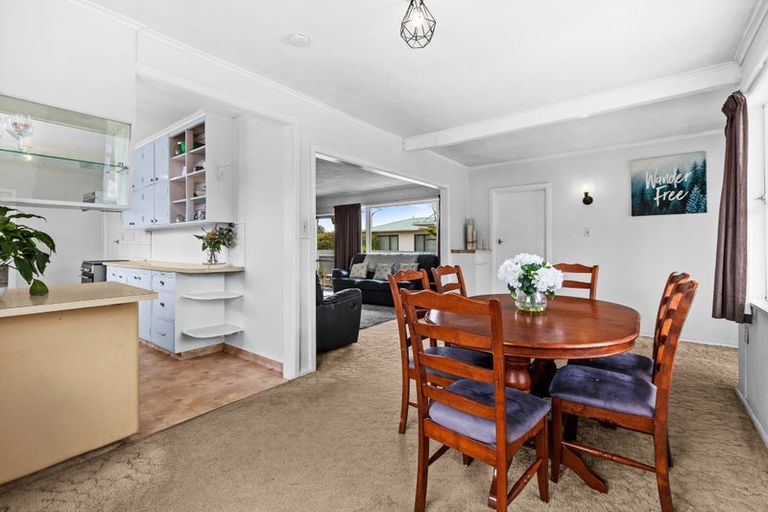 Photo of property in 309 Kennedy Road, Onekawa, Napier, 4110