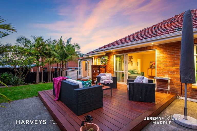 Photo of property in 19a/1 Woodvale Road, Glen Eden, Auckland, 0602