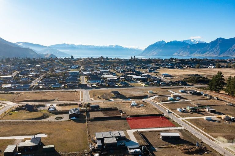 Photo of property in 10 Lost Burn Road, Lake Hawea, 9382