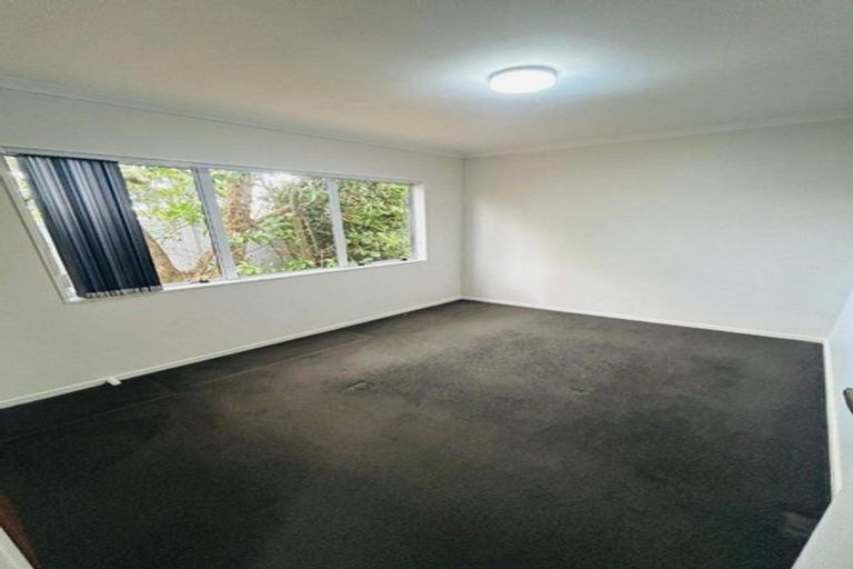 Photo of property in 163 Sturges Road, Henderson, Auckland, 0612
