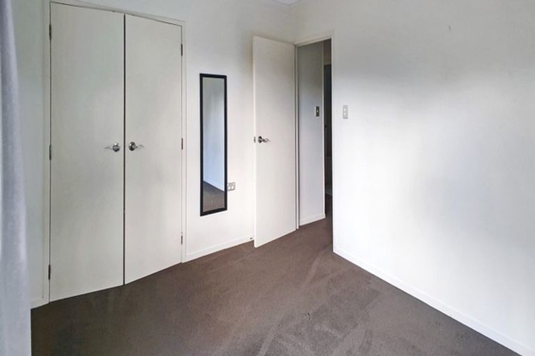 Photo of property in 50 Rehia Road, Massey, Auckland, 0614