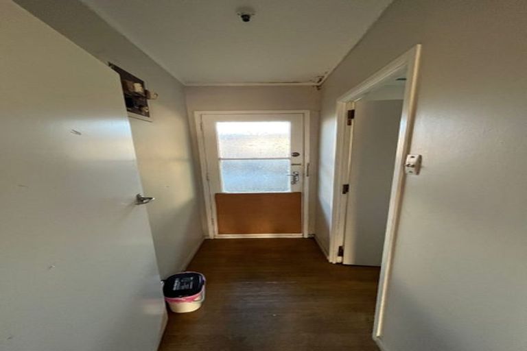 Photo of property in 1 Ihaka Place, Papatoetoe, Auckland, 2104