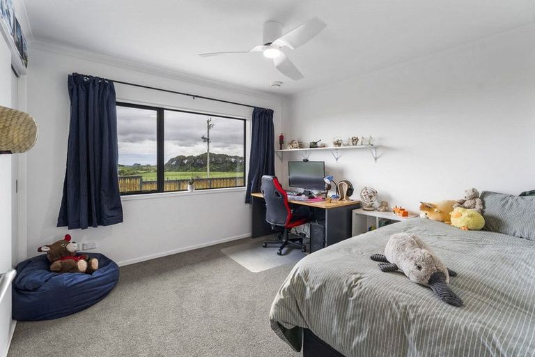 Photo of property in 130 Hurworth Road, Hurworth, New Plymouth, 4371