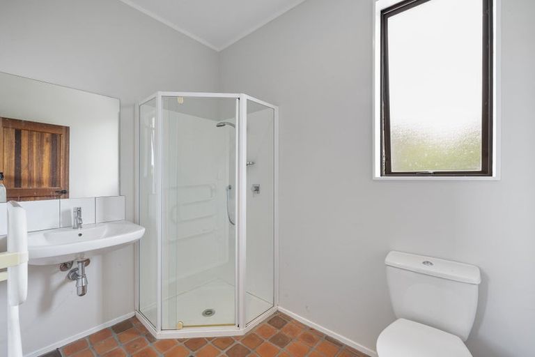 Photo of property in 525 Valley Road, Kaiwaka, 0573