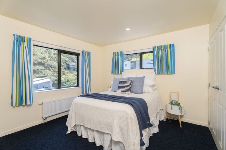 Photo of property in 17 Cheetwood Street, Churton Park, Wellington, 6037