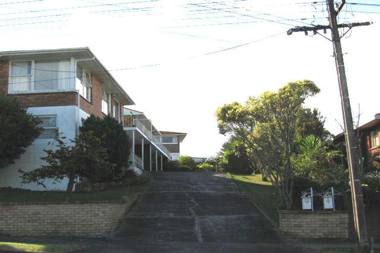 Photo of property in 117 Golf Road, New Lynn, Auckland, 0600