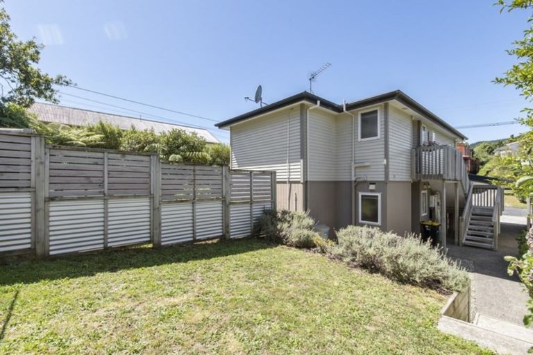 Photo of property in 19u1 Ranui Terrace, Tawa, Wellington, 5028
