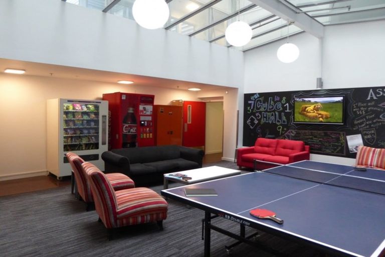 Photo of property in Cube Apartments, 4f/242 Taranaki Street, Mount Cook, Wellington, 6011