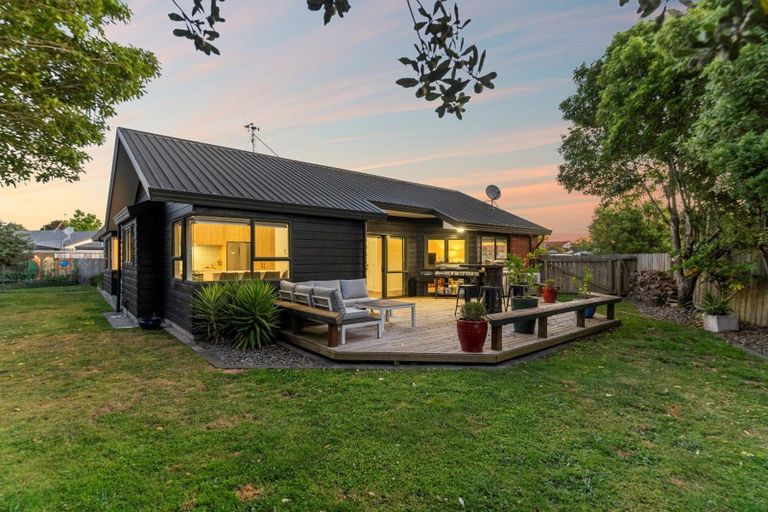 Photo of property in 7 Mackie Place, Papamoa Beach, Papamoa, 3118