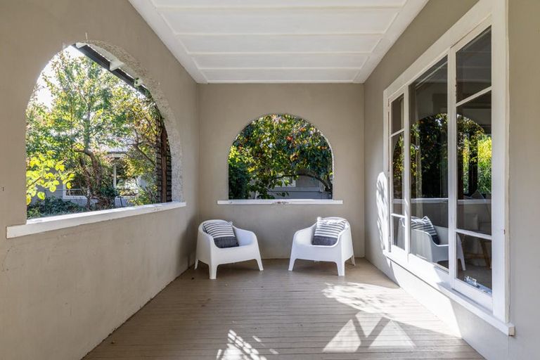 Photo of property in 112 Davis Street, Saint Leonards, Hastings, 4120