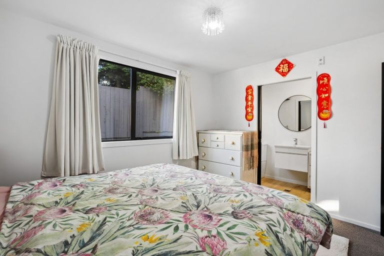 Photo of property in Northlight Apartments, 7/14 Fryer Street, Queenstown, 9300