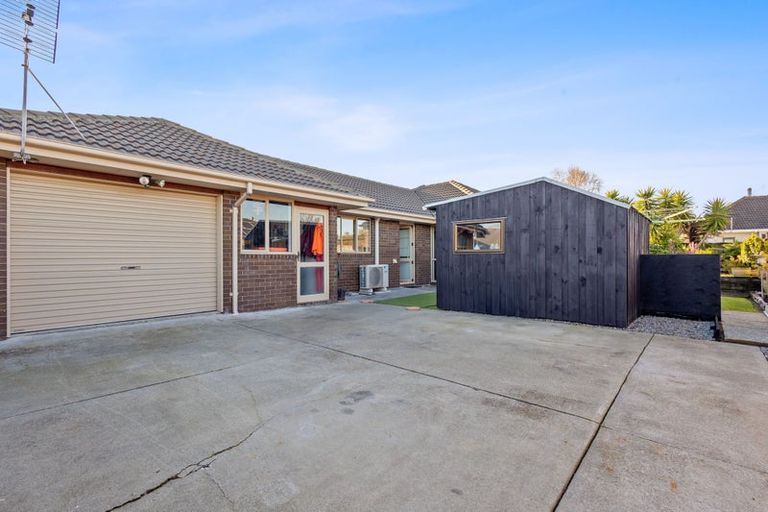 Photo of property in 19 Springs Road, Hornby, Christchurch, 8042