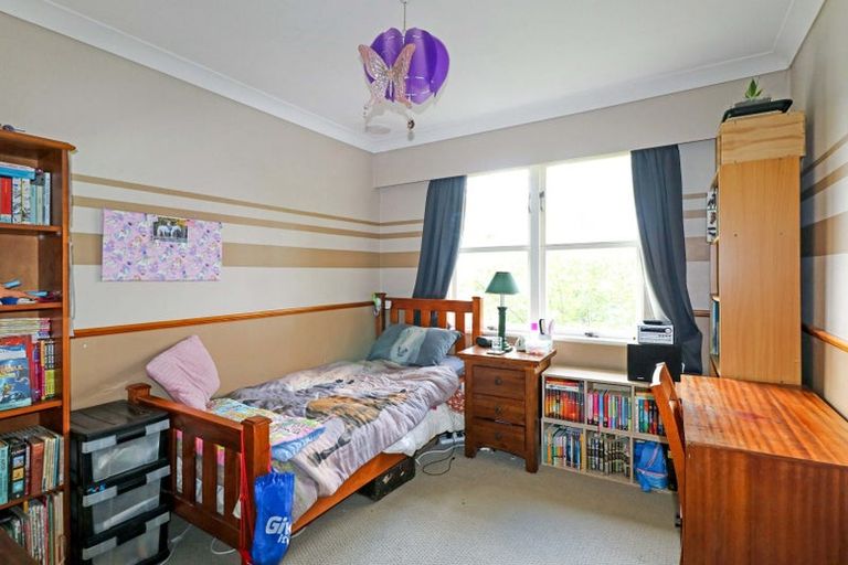 Photo of property in 22 Vista Grove, Kelson, Lower Hutt, 5010